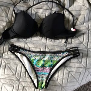 Victoria secret bathing suit 34D, size L